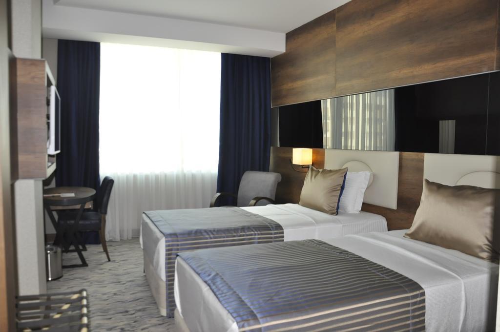 Ramada Mersin Mersin  Ngoại thất bức ảnh