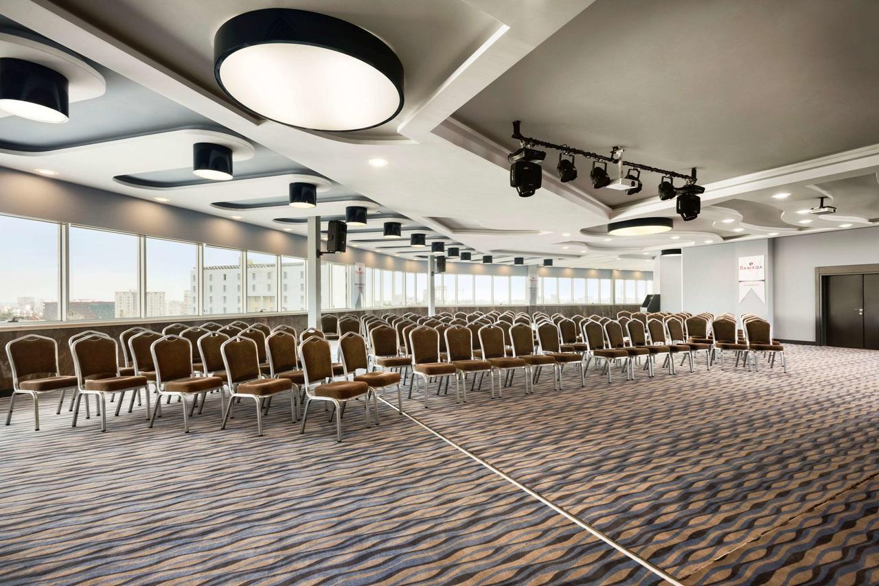 Ramada Mersin Mersin  Ngoại thất bức ảnh